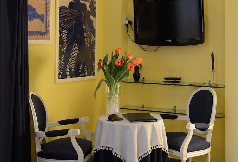 اتاق استاندارد, Locanda Cairoli