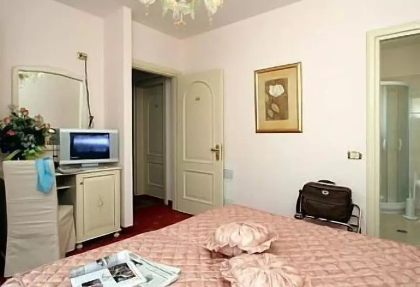 Standardzimmer, Nice