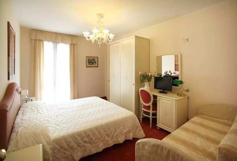 3-Bett-Standardzimmer, Nice