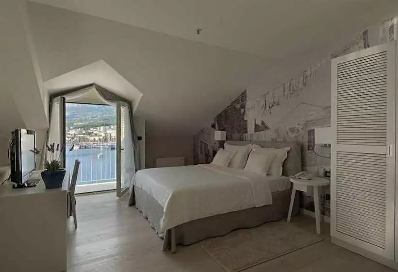 Suite Vista Mare, Osejava