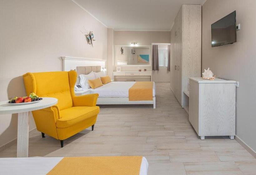 Семейный Номер Superior, Porfi Beach
