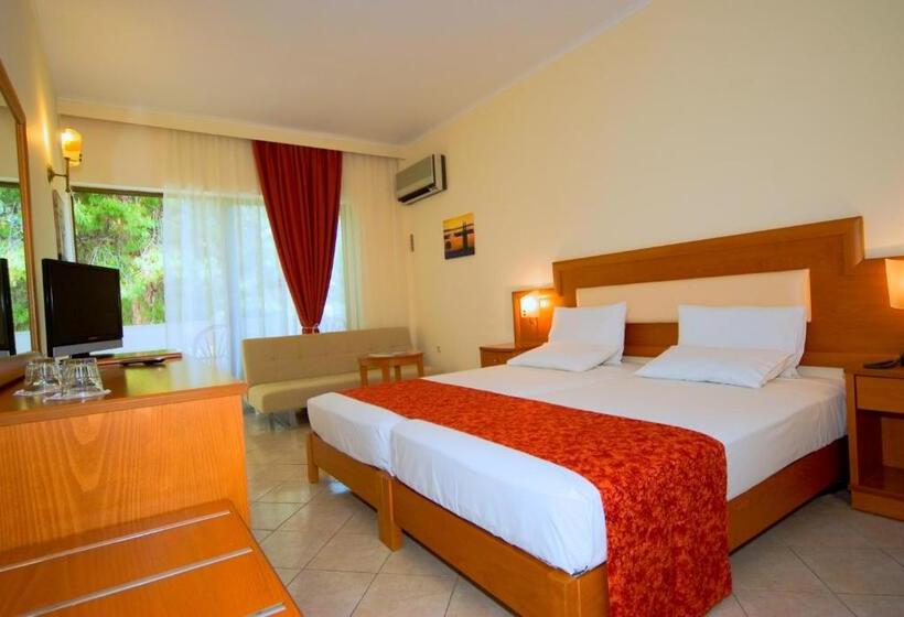 スーペリアールーム, Porfi Beach