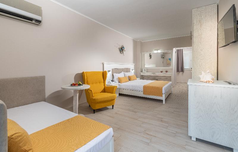 Семейный Номер Superior, Porfi Beach