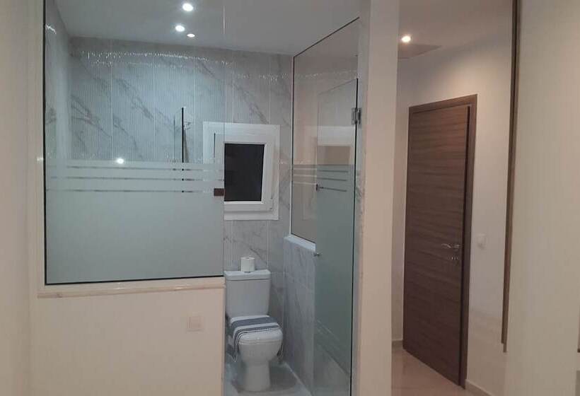 غرفة قياسية فردية, Rex