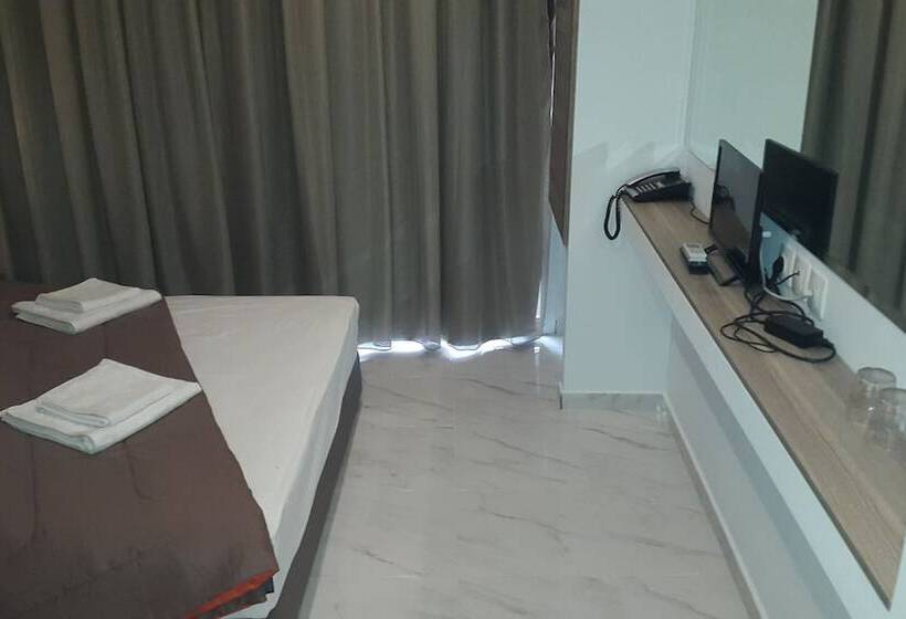 غرفة قياسية, Rex