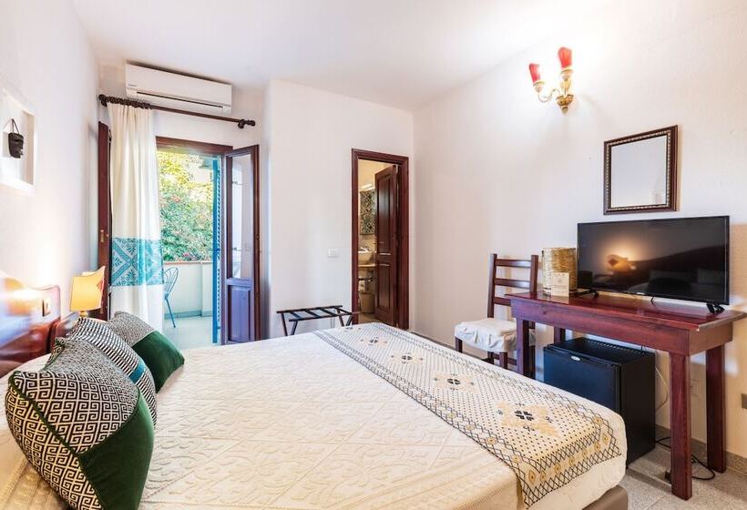 غرفة قياسية, S Ortale