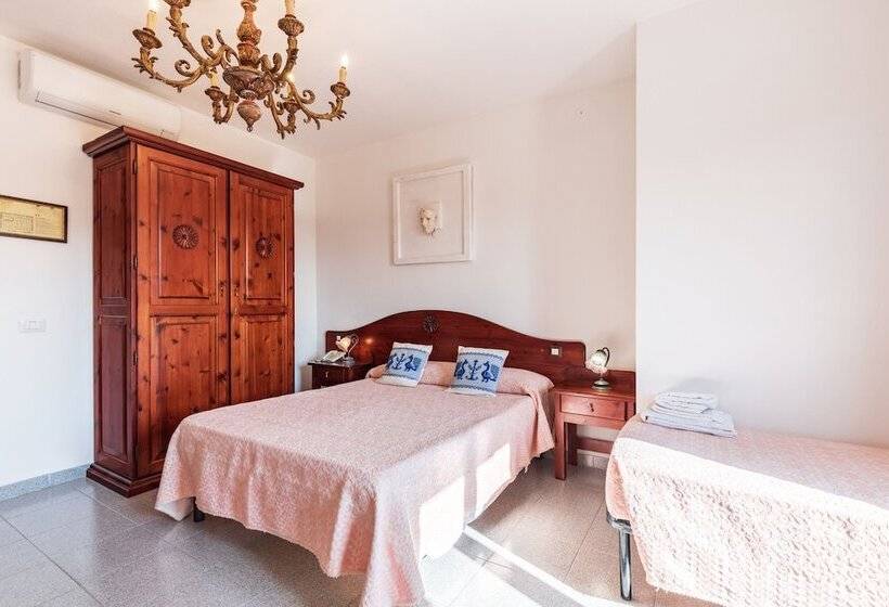 غرفة عائلية, S Ortale