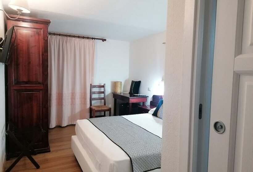 غرفة قياسية, S Ortale