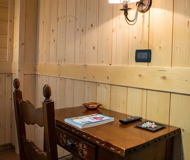 스탠다드 룸, Santa San