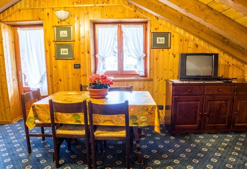 침실 2개 아파트, Santa San