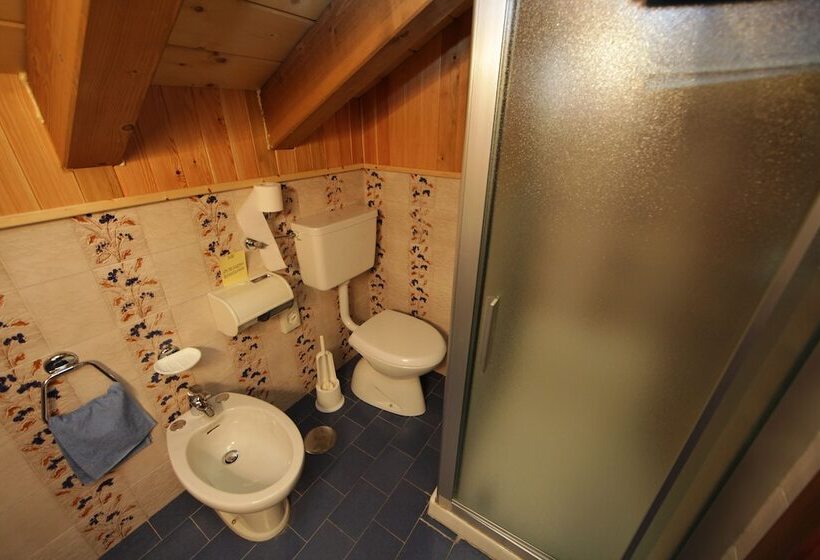 스탠다드 싱글 룸, Santa San