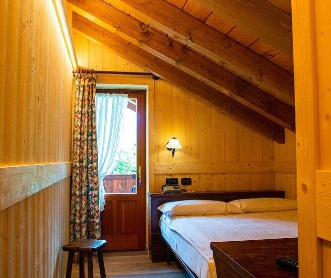 스탠다드 싱글 룸, Santa San