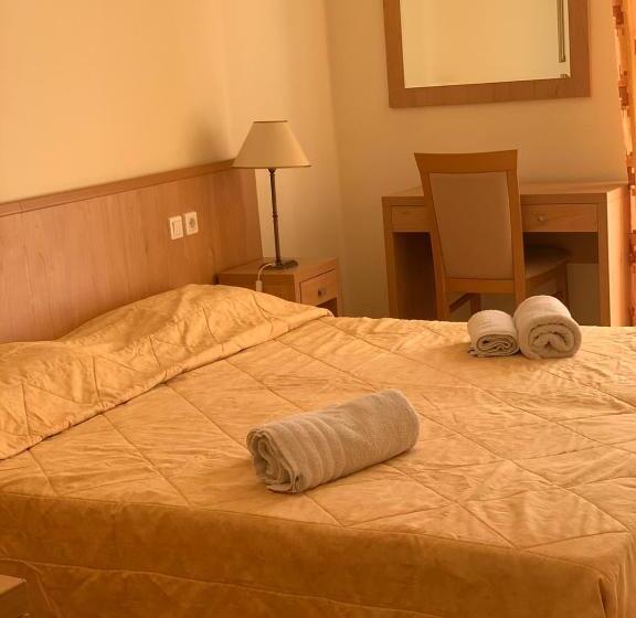 Номер Стандарт, Saronis