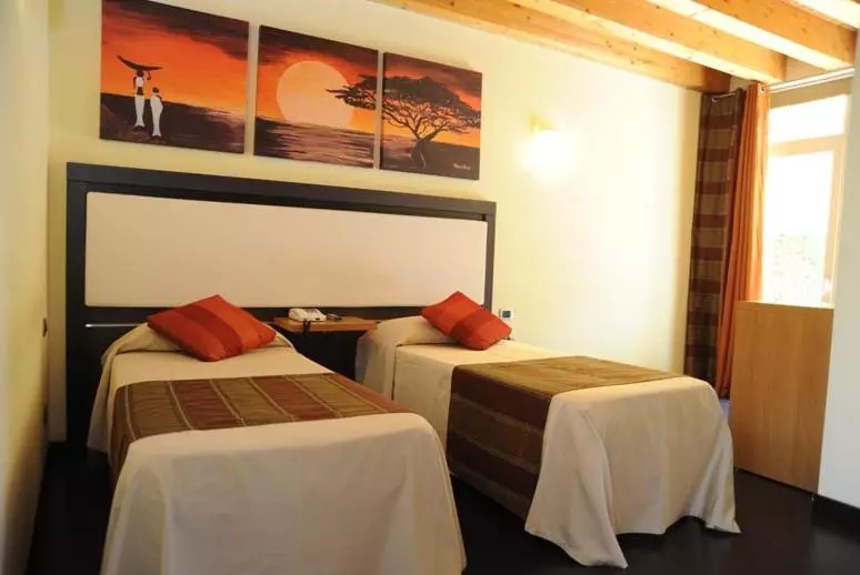 スタンダード4人部屋, Villa Altura
