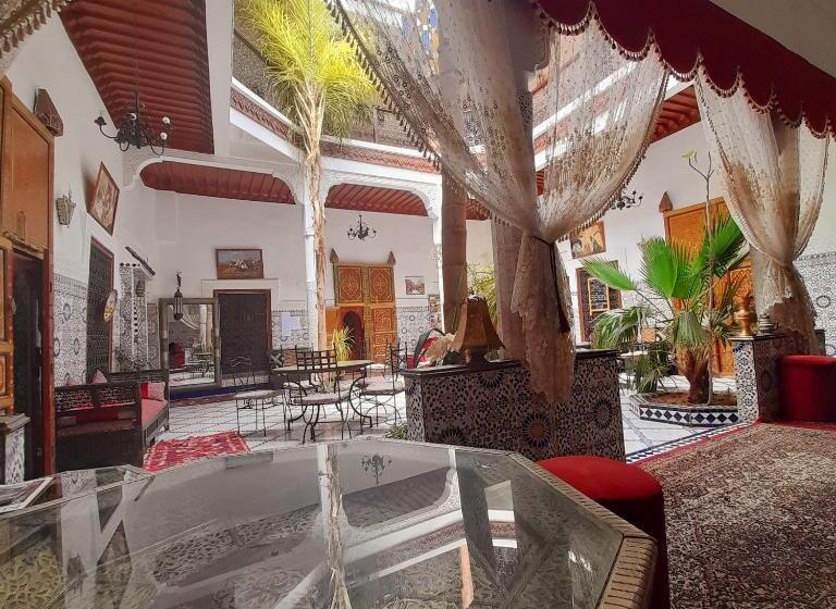 اتاق استاندارد, Riad Chennaoui