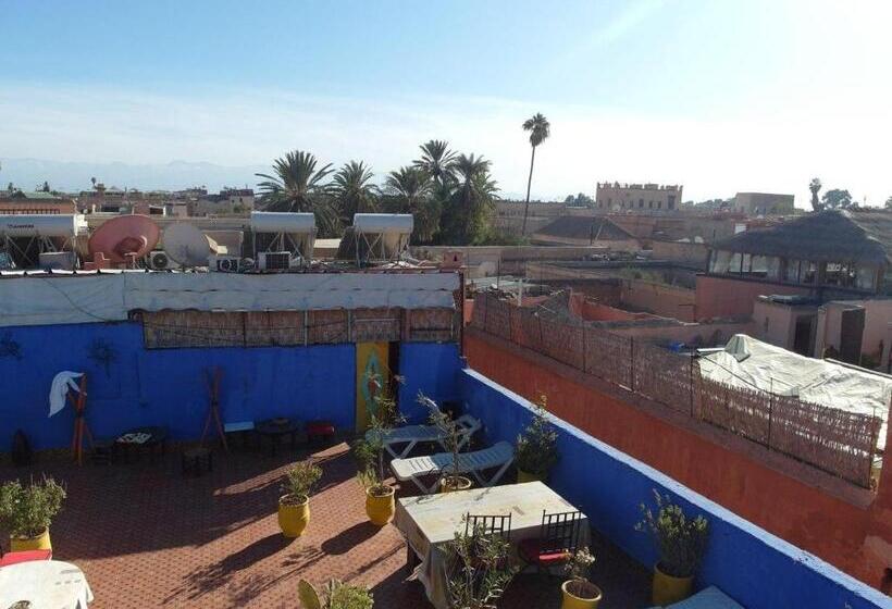 Economy Triple Room, Riad Chennaoui