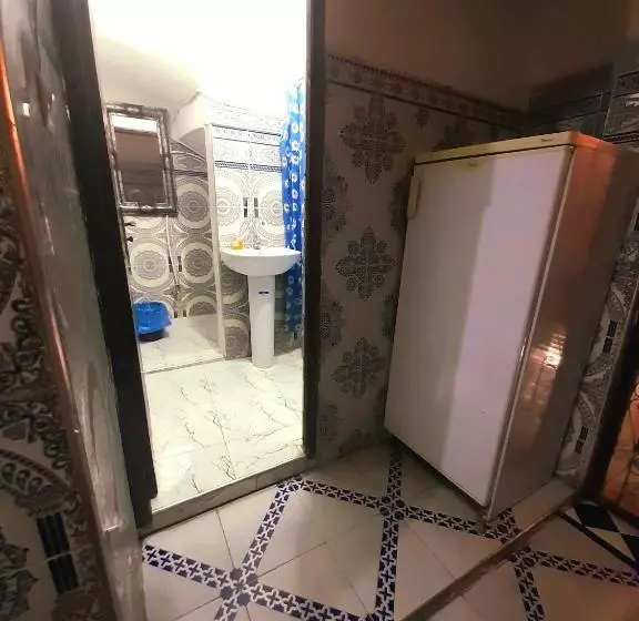 Economy Triple Room, Riad Chennaoui