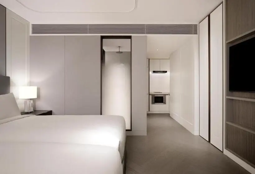 スタンダードスタジオ, Sofitel Ambassador Seoul Hotel & Serviced Residences