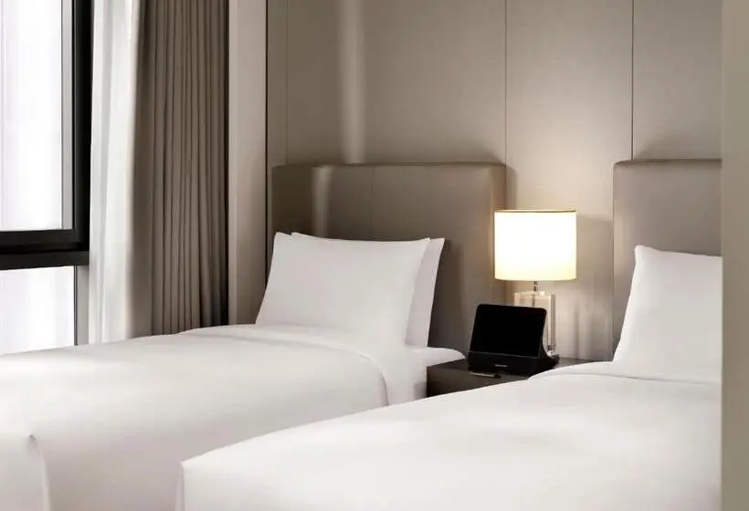 スタンダードスタジオ, Sofitel Ambassador Seoul Hotel & Serviced Residences