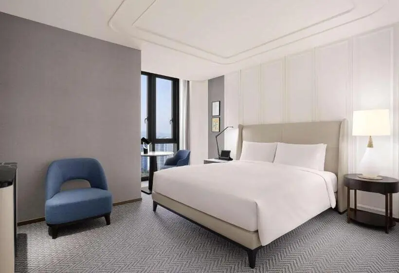 キングサイズベッドのデラックスルーム, Sofitel Ambassador Seoul Hotel & Serviced Residences