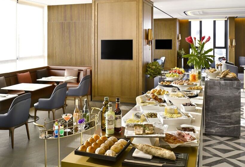 Номер Deluxe Вид на Озеро, Sofitel Ambassador Seoul Hotel & Serviced Residences