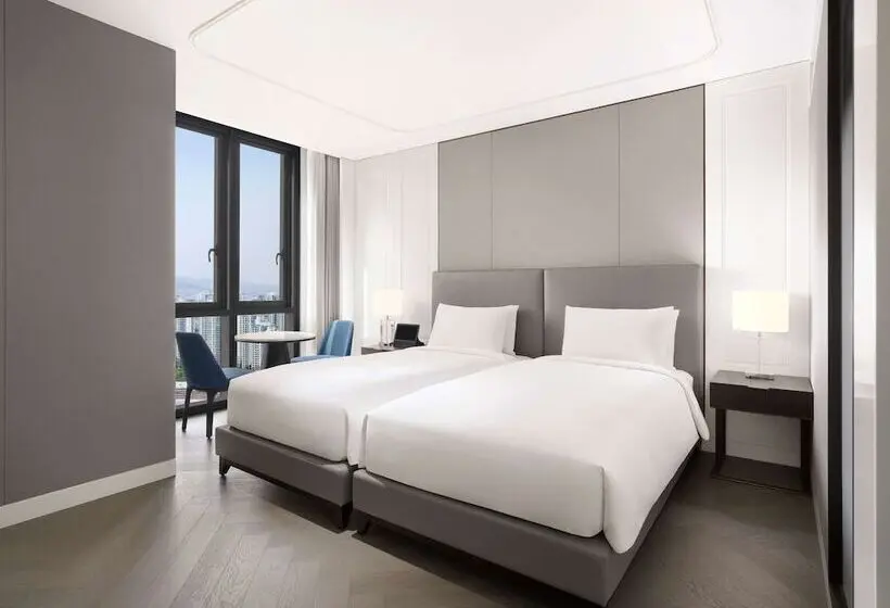 スタンダードスタジオ, Sofitel Ambassador Seoul Hotel & Serviced Residences