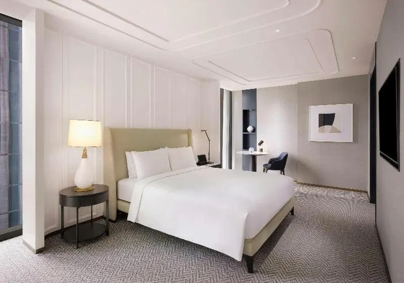 キングサイズベッドのクラブルーム, Sofitel Ambassador Seoul Hotel & Serviced Residences