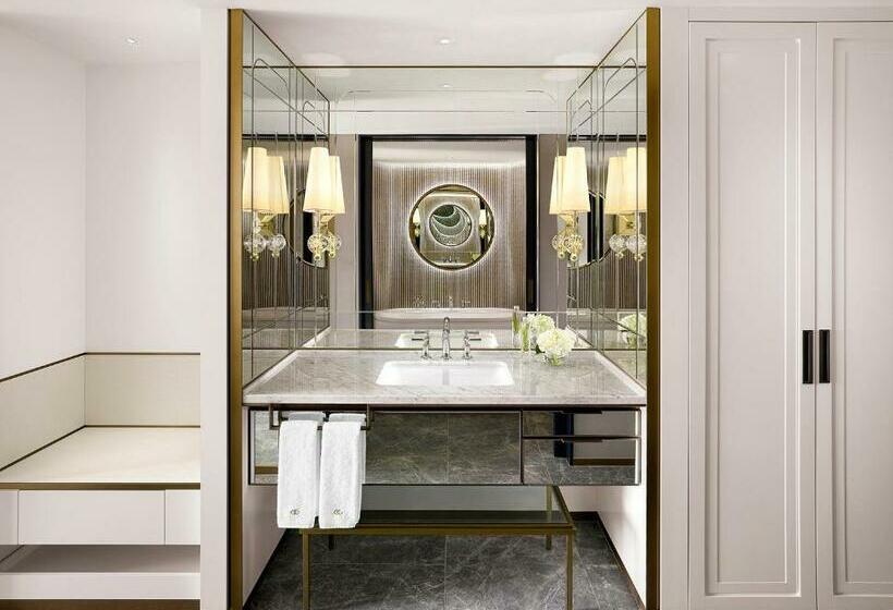 Номер Клуб Кровать Кинг, Sofitel Ambassador Seoul Hotel & Serviced Residences
