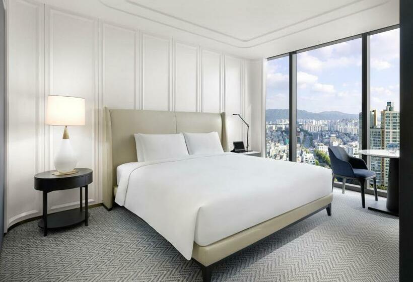 Люкс Престиж, Sofitel Ambassador Seoul Hotel & Serviced Residences