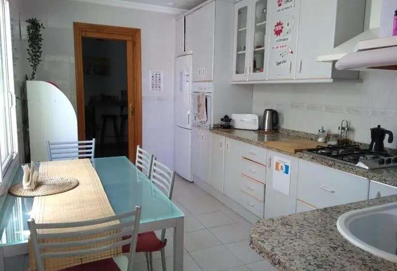 اتاق استاندارد با سرویس بهداشتی مشترک, La Pita Beach House