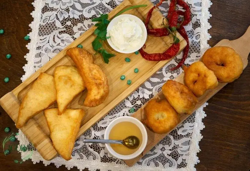 اتاق راحتی سه تخته, Agora Bed & Breakfast