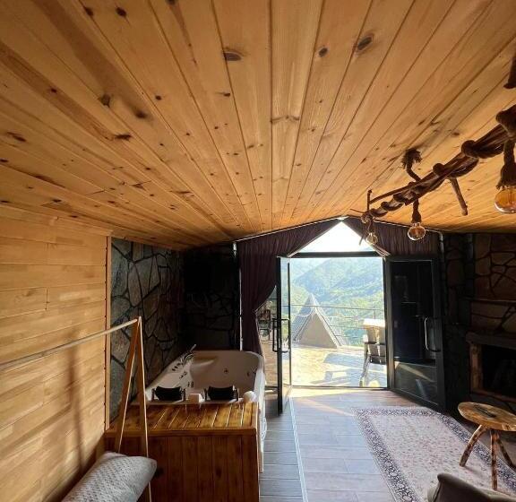 חדר דלוקס, Li̇vora Dağ Evleri̇