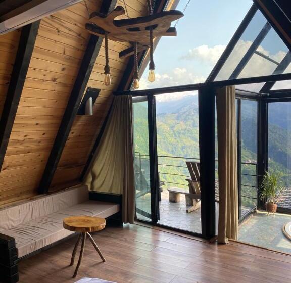 בקתה סטנדרטית, Li̇vora Dağ Evleri̇