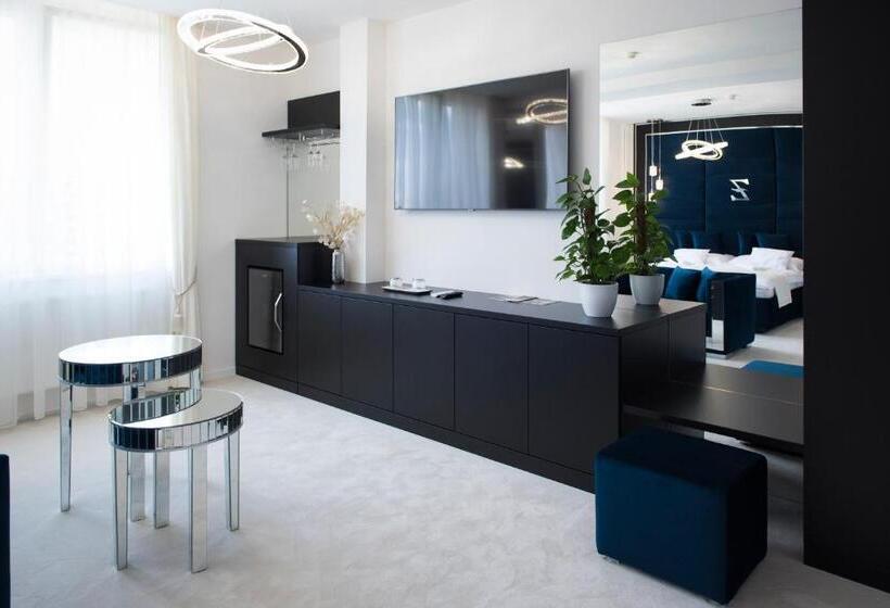 Люкс с гидромассажем, Z Rooms Boutique