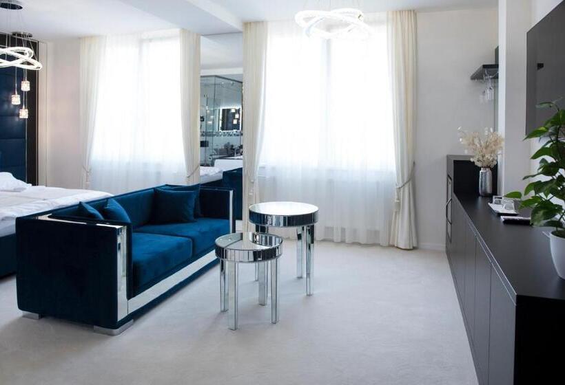 자쿠지 스위트, Z Rooms Boutique