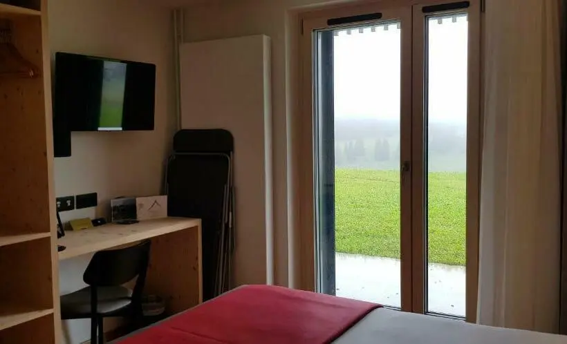バルコニー付きスタンダードルーム, Auberge Des Glieres Plateau Des Glières