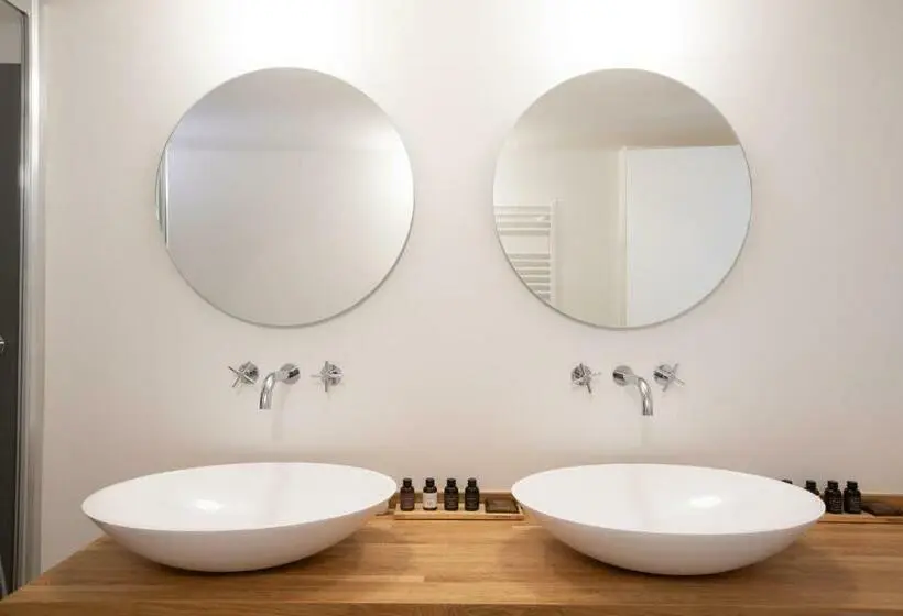 デラックスルーム, La Colombiera Relais