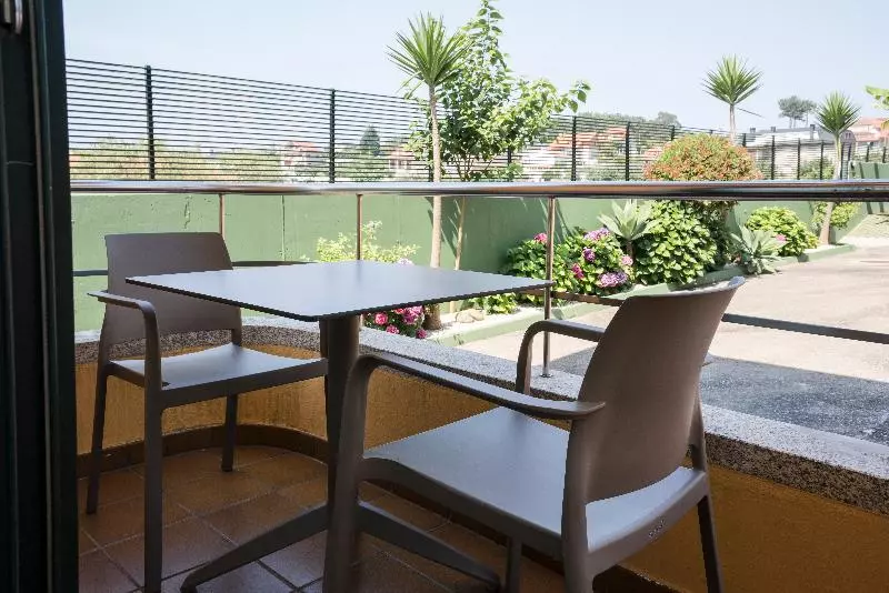 2 Bedroom Apartment Pool View, Aparthotel Atlántico Resort