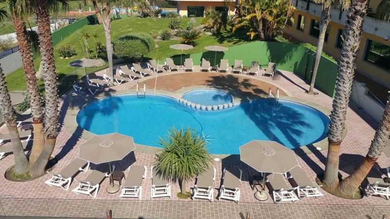 プールビューの２ベッドルームアパート, Aparthotel Atlántico Resort