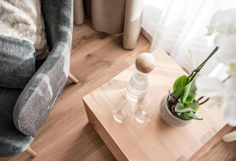 Люкс, Alpenheim Charming & Spa