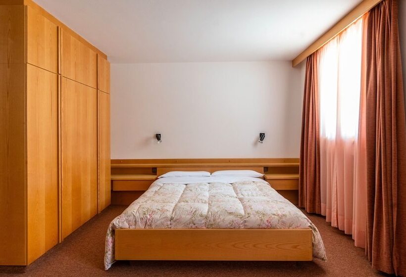 Апартаменты 2 Спальни, Apartments Lores
