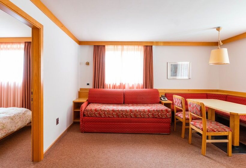 ２ベッドルームアパートメント, Apartments Lores