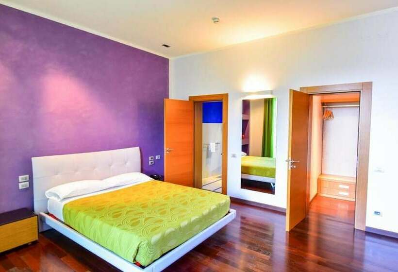 Quarto superior, Arthotel & Park Lecce