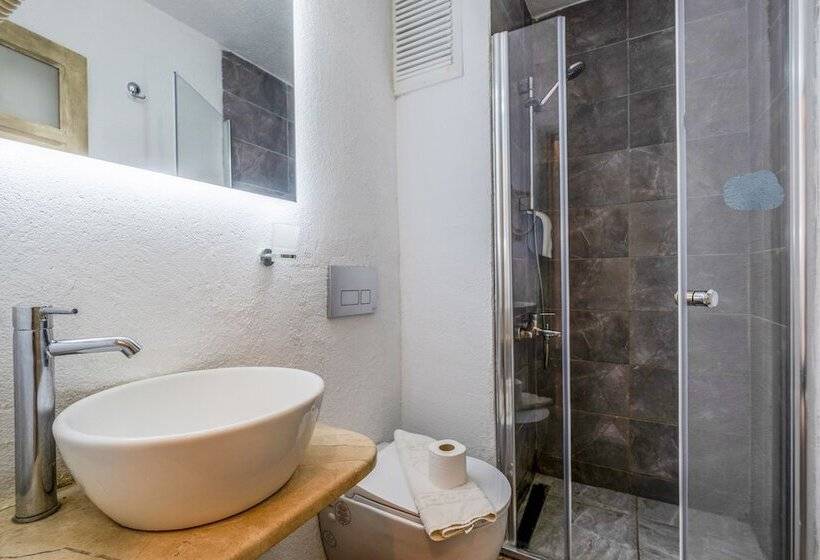 Habitación Economy, Costa Bodrum City