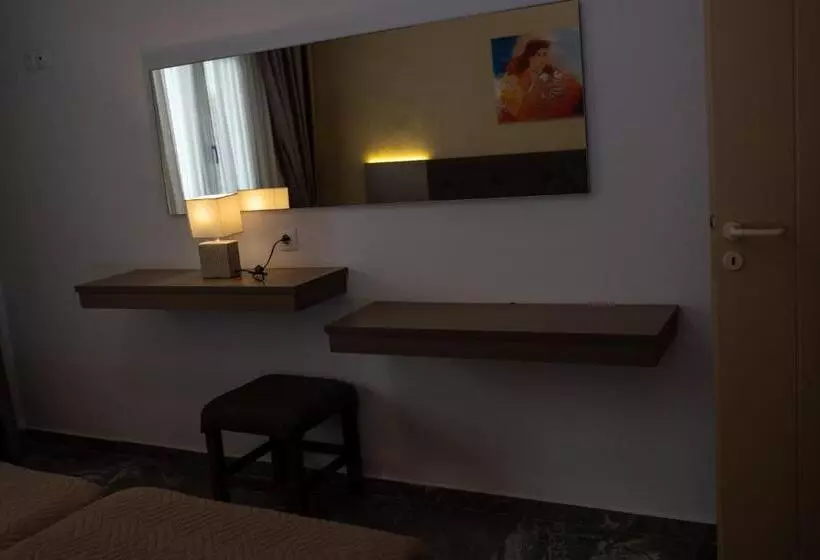 Huoneisto 1 Makuuhuone, Ekavi