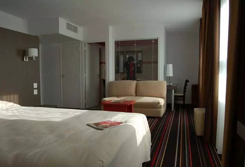スイート, Ibis Styles Segre