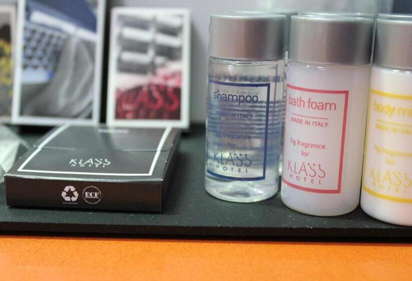 Полулюкс, Klass