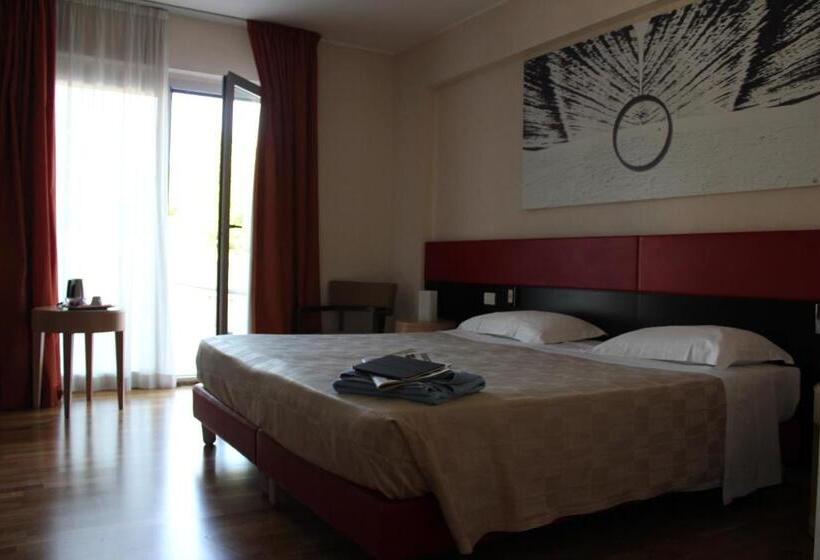 Номер Стандарт, Klass