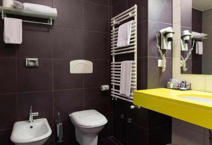 Четырехместный Номер Стандарт, Klass