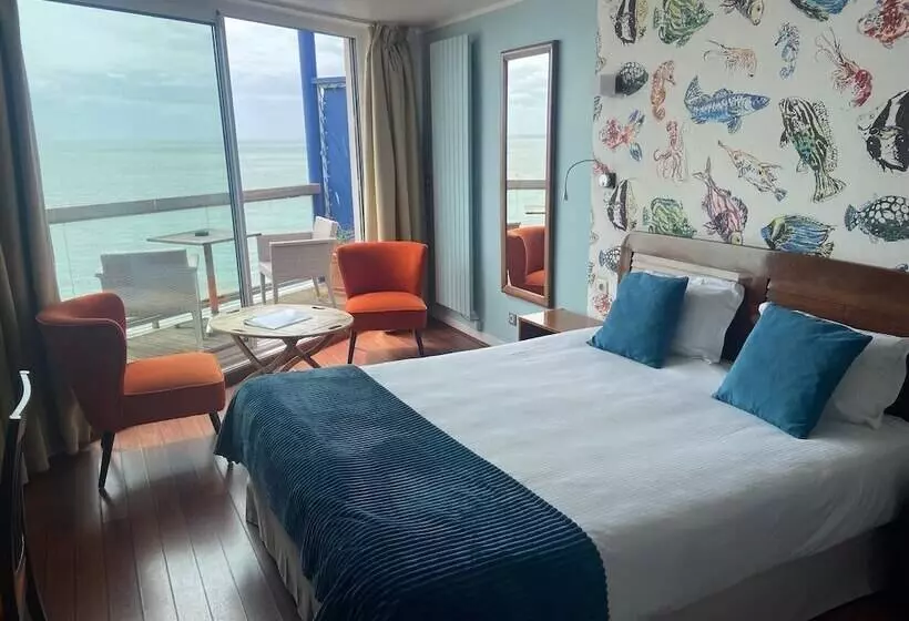 海の見えるコンフォートルーム, Logis Hotel   La Petite Rade